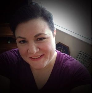 Meet your Posher, Stacy